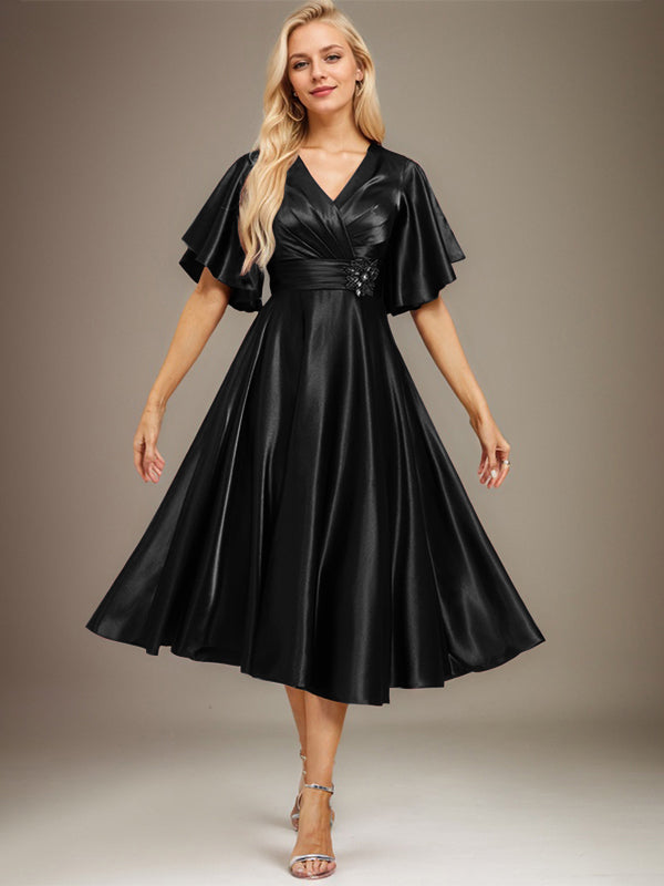 A-Linien-Kleid aus Stretch-Satin mit V-Ausschnitt, Teelänge, Perlenstickerei und Falten für die Mutter der Braut 