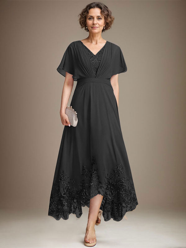 A-Linien-Kleid aus Chiffon mit asymmetrischem V-Ausschnitt und Spitze für die Mutter der Braut mit Falten