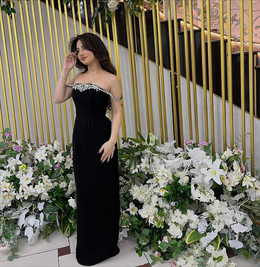 Vestidos de Fiesta Largos de Terciopelo con Cuello Bardot, Ribete de Cuentas, Corsé en la Cintura y Falda Recta para Prom y Gala