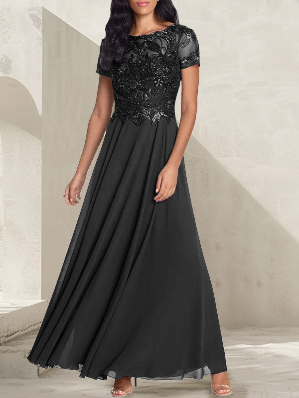 Anthrazitgraues, A-Linien-Kleid mit Rundhalsausschnitt und Perlenstickerei für die Mutter der Braut