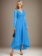 A-Linien-Kleid aus Chiffon mit V-Ausschnitt und asymmetrischer Spitze für die Mutter der Braut