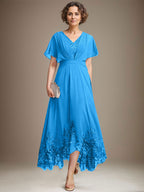 A-Linien-Kleid aus Chiffon mit asymmetrischem V-Ausschnitt und Spitze für die Mutter der Braut mit Falten