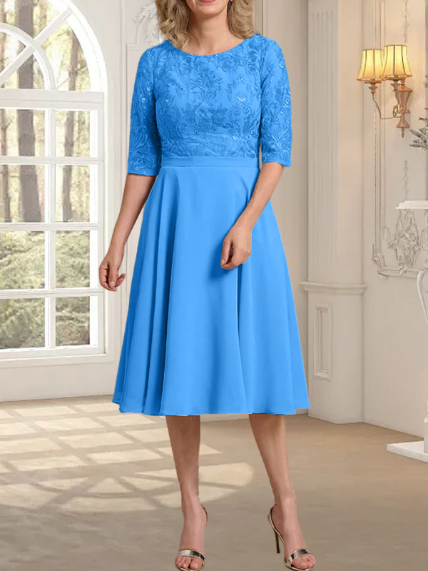 A-Linien-Kleid aus Chiffon mit Rundhalsausschnitt und knielangem Schnitt – das perfekte Kleid für die Mutter der Braut