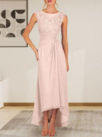 Champagnerfarbenes A-Linien-Chiffonkleid mit Rundhalsausschnitt und Spitze