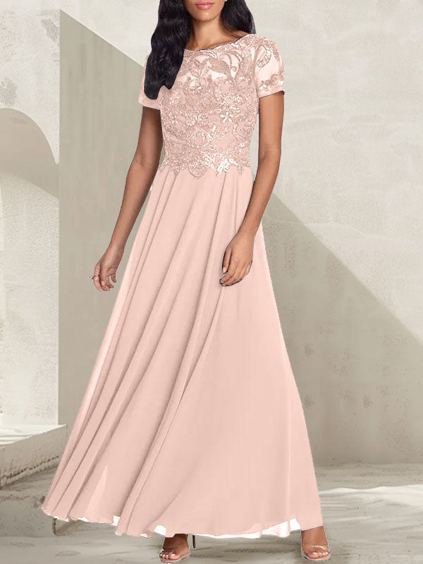 Anthrazitgraues, A-Linien-Kleid mit Rundhalsausschnitt und Perlenstickerei für die Mutter der Braut