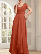 A-Linien-Kleid mit herzförmigem Herzausschnitt, bodenlang, aus Chiffon und Spitze, mit Perlenstickerei und Kaskadenrüschen – ideal für die Mutter der Braut