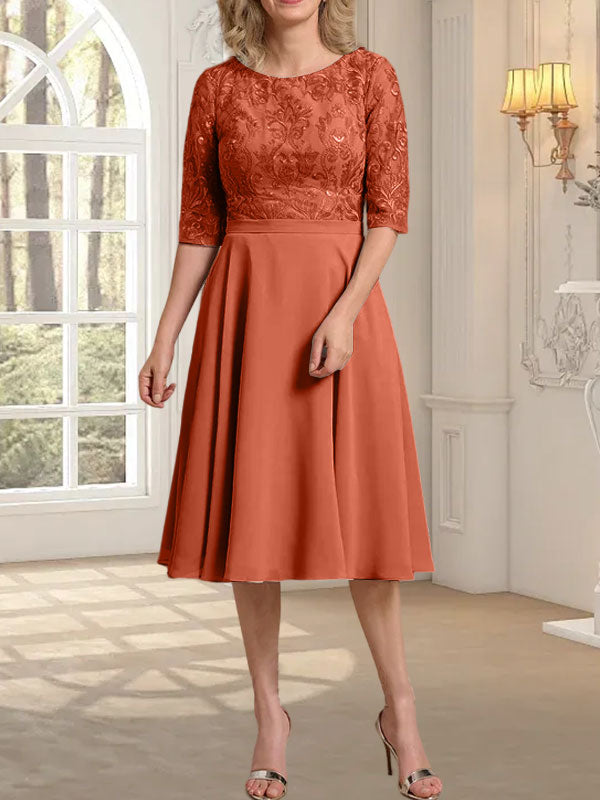 A-Linien-Kleid aus Chiffon mit Rundhalsausschnitt und knielangem Schnitt – das perfekte Kleid für die Mutter der Braut