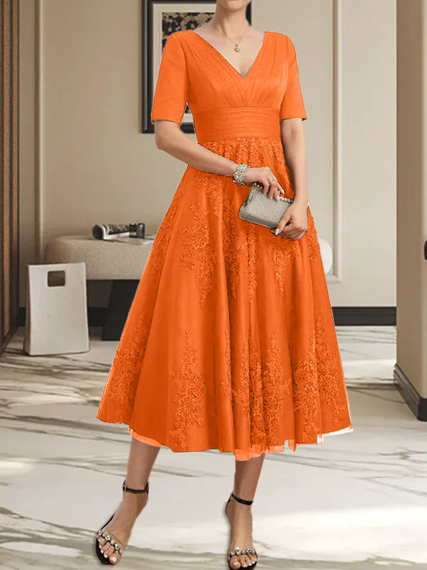 A-Linien-Kleid mit V-Ausschnitt, Teelänge, Tüllspitze und Falten für die Mutter der Braut