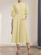 A-Linien-Kleid aus Chiffon mit hohem Kragen, Teelänge und Spitze für die Mutter der Braut, verziert mit einer Schleife
