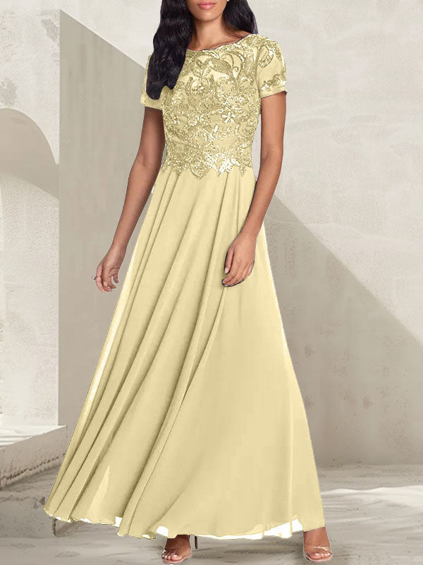 Anthrazitgraues, A-Linien-Kleid mit Rundhalsausschnitt und Perlenstickerei für die Mutter der Braut