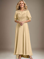 A-Linien-Kleid mit asymmetrischem Chiffon-Spitzenausschnitt und Perlenstickerei für die Mutter der Braut. 