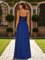 Elegantes Spaghetti-Träger Satin Maxikleid mit perlenbesetztem Korsagen-Oberteil: Ballkleid