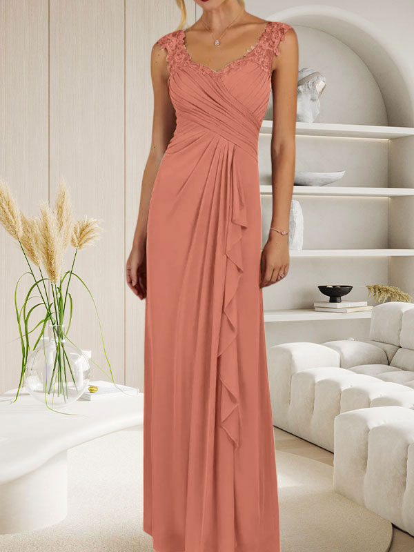 Vestido de malla plisada con escote corazón y corte en A color champán