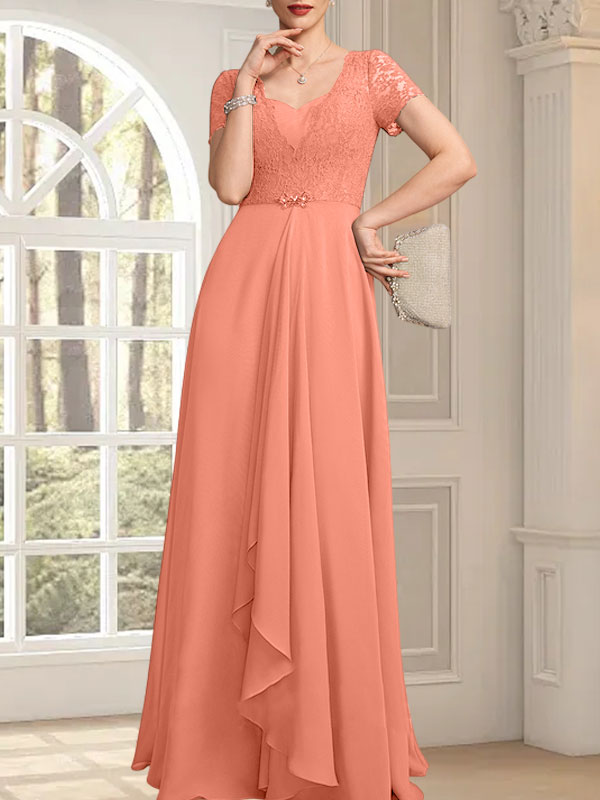 A-Linien-Kleid mit herzförmigem Herzausschnitt, bodenlang, aus Chiffon und Spitze, mit Perlenstickerei und Kaskadenrüschen – ideal für die Mutter der Braut