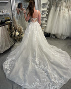 Designer A-Linie Spaghettiträger Ärmellose Tüll Hochzeitskleider mit Spitze