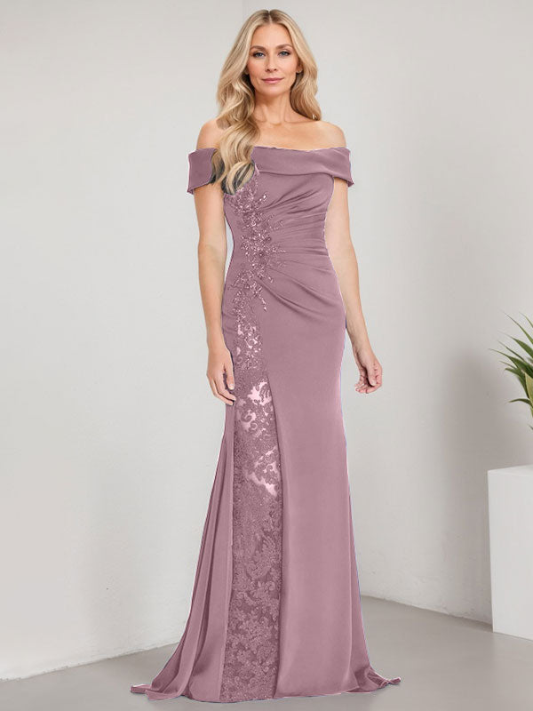 A-Linien-Kleid mit schulterfreiem bodenlangem Schnitt, Applikationen, Perlenstickerei, Meerjungfrauen-Stil und hohem Beinschlitz – perfekt für die Mutter der Braut. 