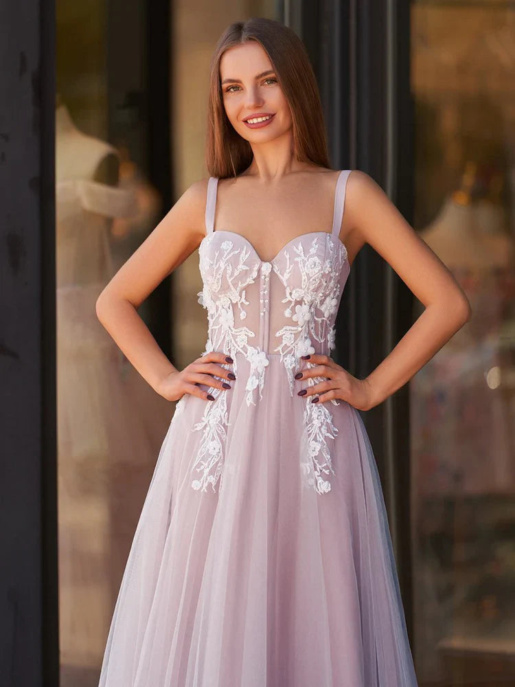 Dusty  White Lace Appliqué Spaghetti Strap Prom Dresses