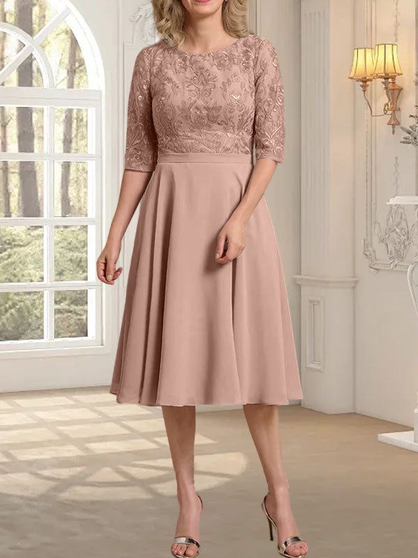 A-Linien-Kleid aus Chiffon mit Rundhalsausschnitt und knielangem Schnitt – das perfekte Kleid für die Mutter der Braut