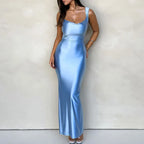 Solides, hohles, rückenfreies Urlaubskleid aus Satin