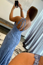 Meerjungfrauen-Abendkleid aus Spitze mit asymmetrischem Träger und Schlitz
