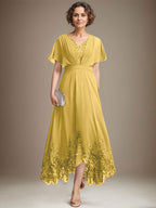 A-Linien-Kleid aus Chiffon mit asymmetrischem V-Ausschnitt und Spitze für die Mutter der Braut mit Falten