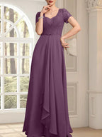 A-Linien-Kleid mit herzförmigem Herzausschnitt, bodenlang, aus Chiffon und Spitze, mit Perlenstickerei und Kaskadenrüschen – ideal für die Mutter der Braut