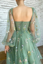 Vestidos de Fiesta de Tul con Escote Corazón, Corte en A, Largo Midi y Bordado