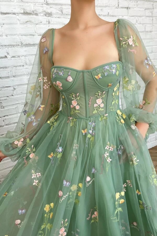 Vestidos de Fiesta de Tul con Escote Corazón, Corte en A, Largo Midi y Bordado