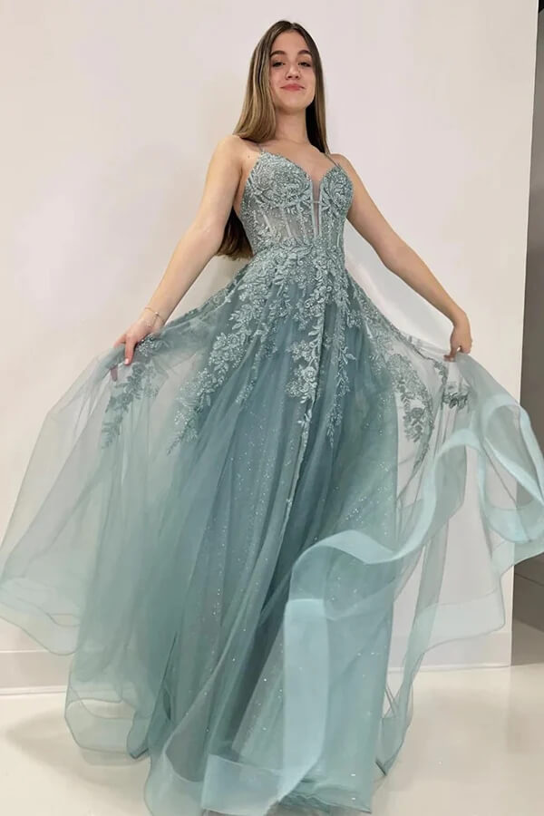 Vestidos de Noche de Tul Gris Verde con Apliques de Encaje y Tirantes Finos
