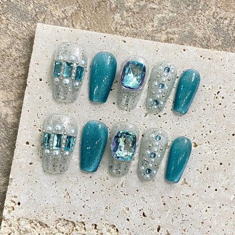 New Style Full Cover Short Mid-length Artificial False Press on  Nails