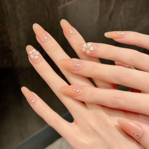 In vogue Handcrafted 3D Carved Nail Art Decals Detachable False Nails