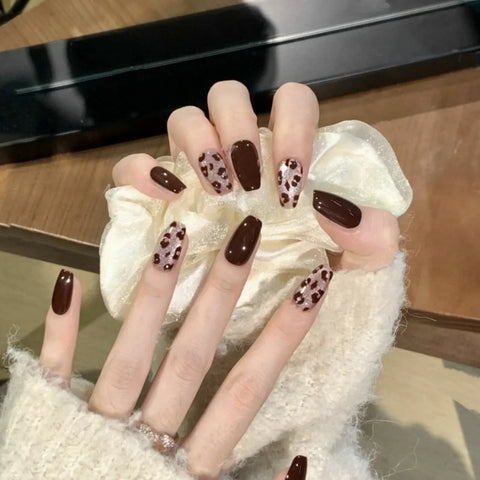 Short Almond square Press on Nails Private Label Red Cat-eye Leopard Print Stick on Nails