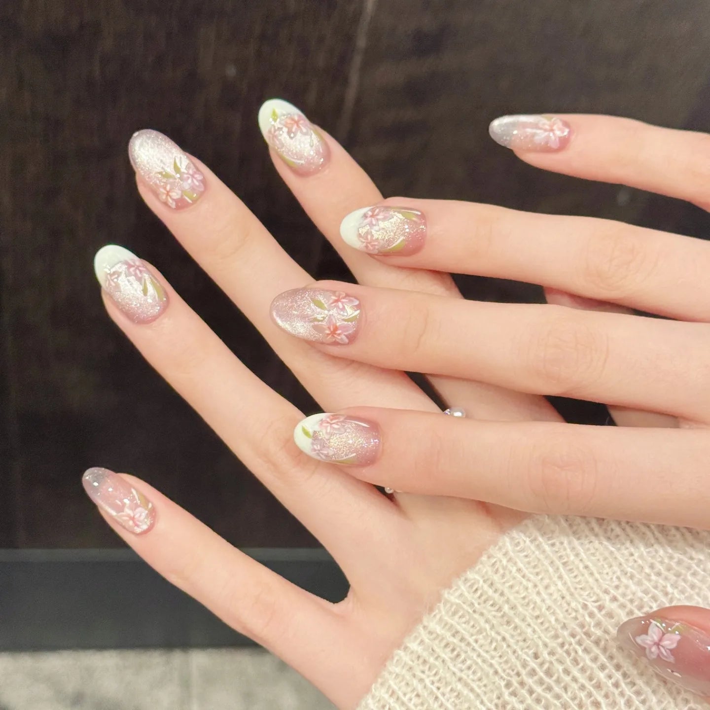 Spring Luxury Handmade Pink Cat Eye Press on Nails Pure Painting Flower Nail Art Elegant Short White French Tips