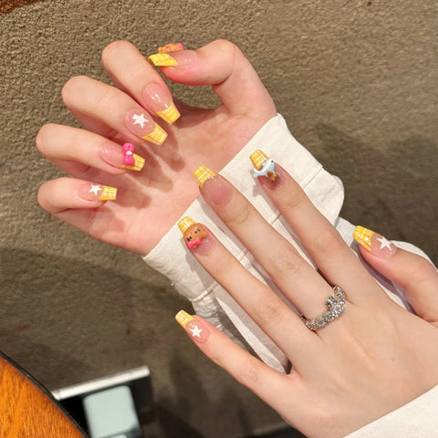 Best Selling False Gel Nails Kit Stick on Nails Yellow French Check Hellokitty Press on Nails