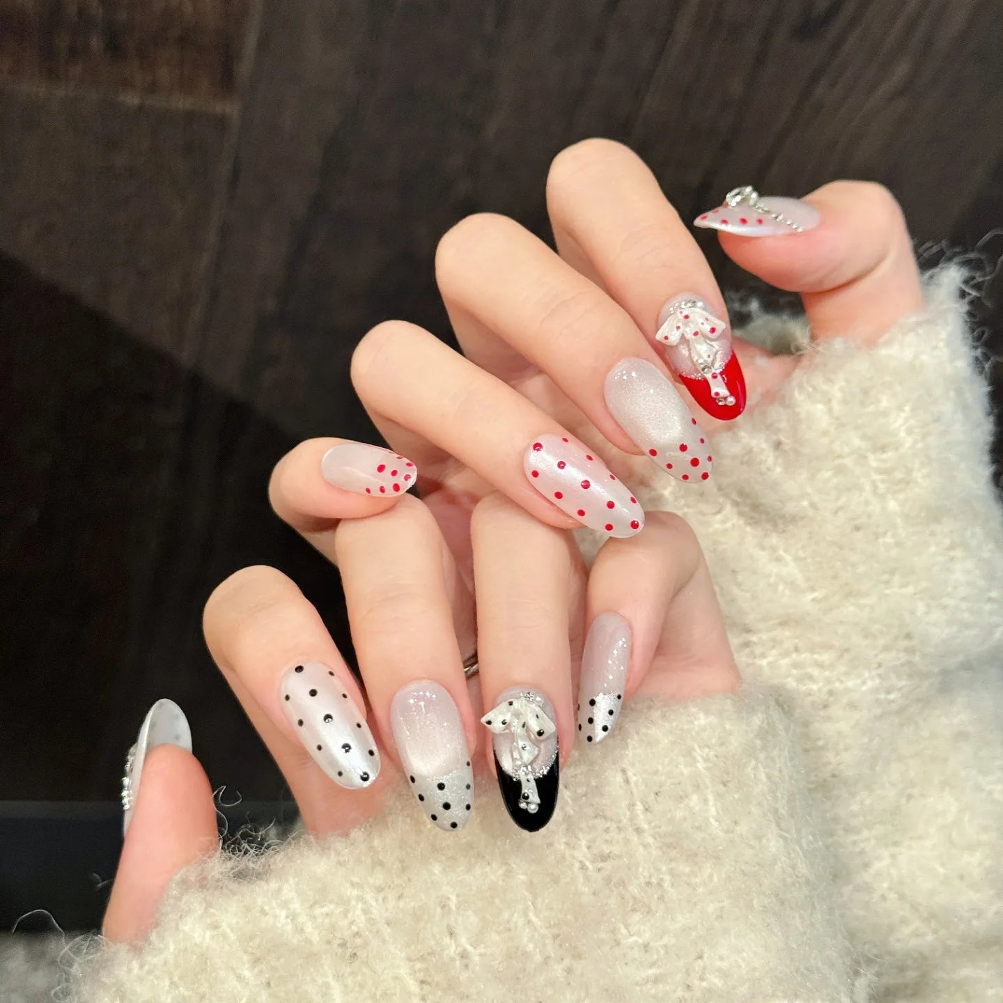 Luxury Gems Artificial Nail Tips Reusable French Polka Dot 3D Bows Gel Nail Art Cat Eye Handmade Press on Nails