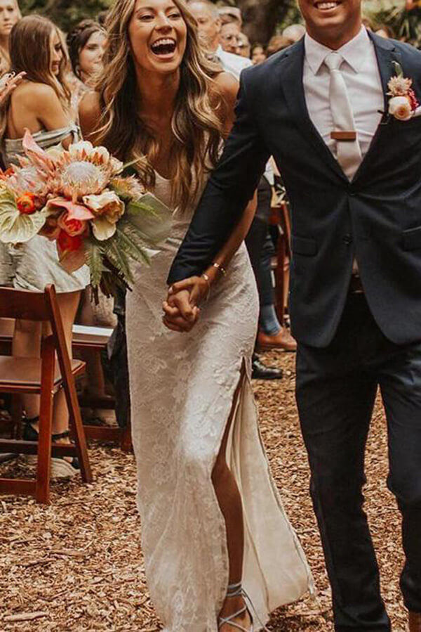 High Quality V-neck Spaghetti Straps Side Slit Lace Beach Wedding Dresses