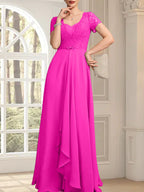 A-Linien-Kleid mit herzförmigem Herzausschnitt, bodenlang, aus Chiffon und Spitze, mit Perlenstickerei und Kaskadenrüschen – ideal für die Mutter der Braut