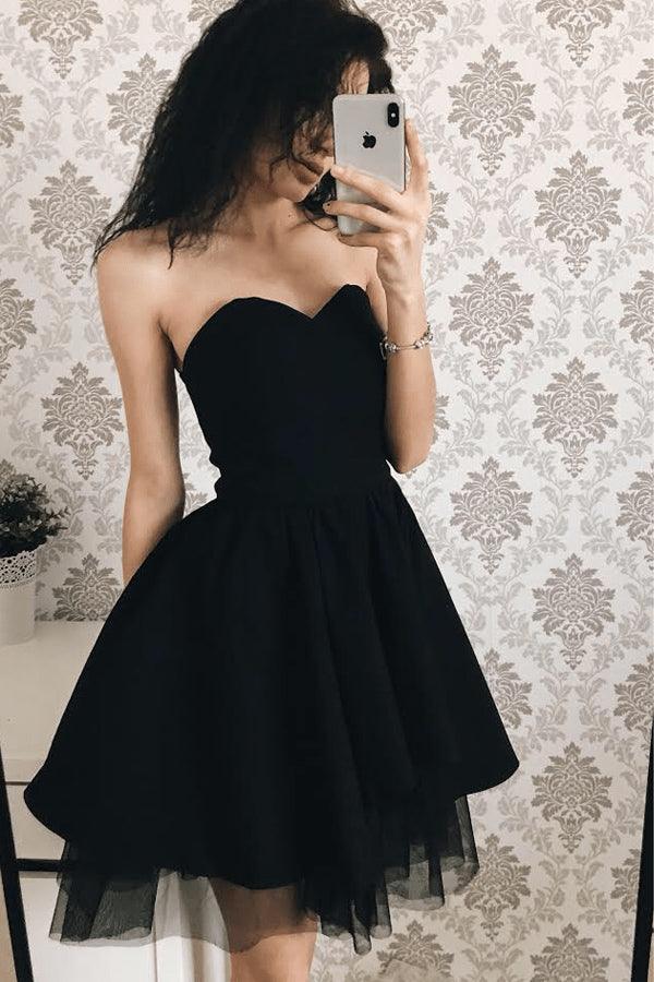 A-line Sweetheart Satin Homecoming Dresses