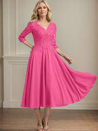A-Linien-Kleid aus Chiffonspitze mit V-Ausschnitt, Teelänge, Perlen- und Paillettenstickerei für die Mutter der Braut 