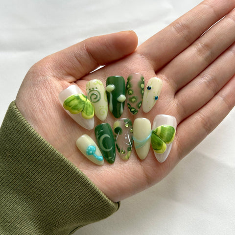 Hot SaleGreen MothHandmade Artificial Gel Nail Press-On Nails