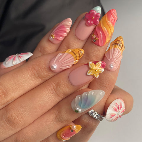 Pinky BlossomCarefully designed pure handmade press-on gel nails