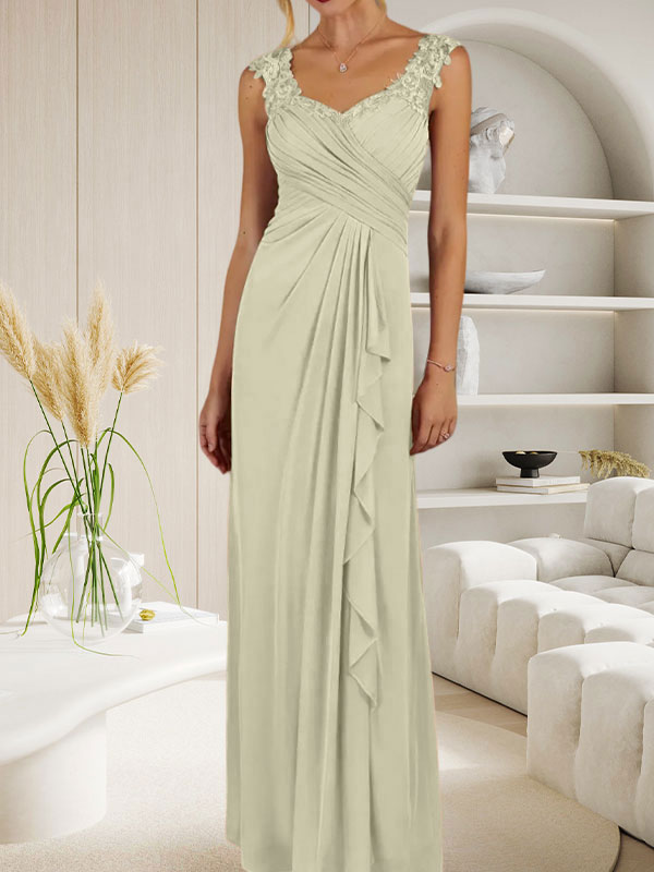 Vestido de malla plisada con escote corazón y corte en A color champán