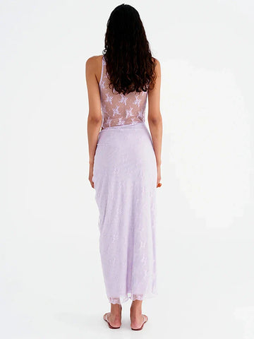 Vestido de vacaciones con falda de cuello en V y encaje de patchwork