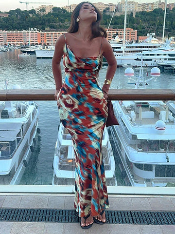 Vestido largo de vacaciones con espagueti fruncido