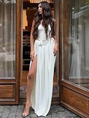 Vestido maxi negro de vacaciones con abertura alta