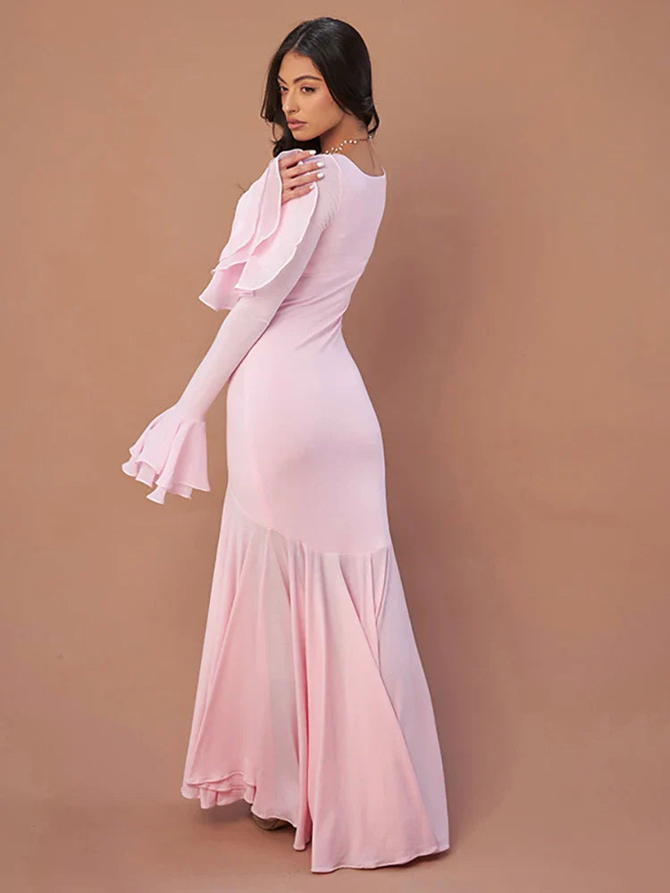 Vestido maxi rosa de vacaciones con cuello cuadrado