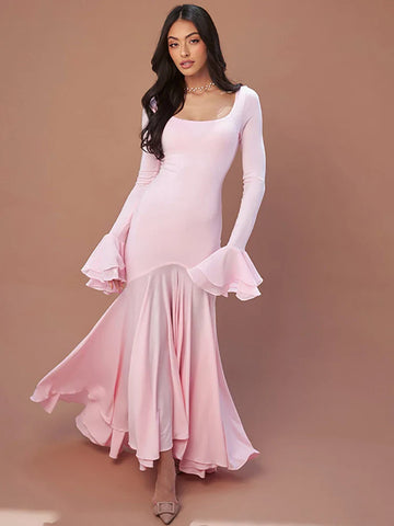 Vestido maxi rosa de vacaciones con cuello cuadrado