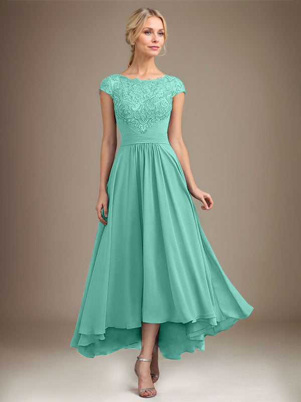 A-Linien-Kleid aus Chiffon mit asymmetrischem, plissiertem Spitzeneinsatz und Illusion-Ausschnitt für die Mutter der Braut 