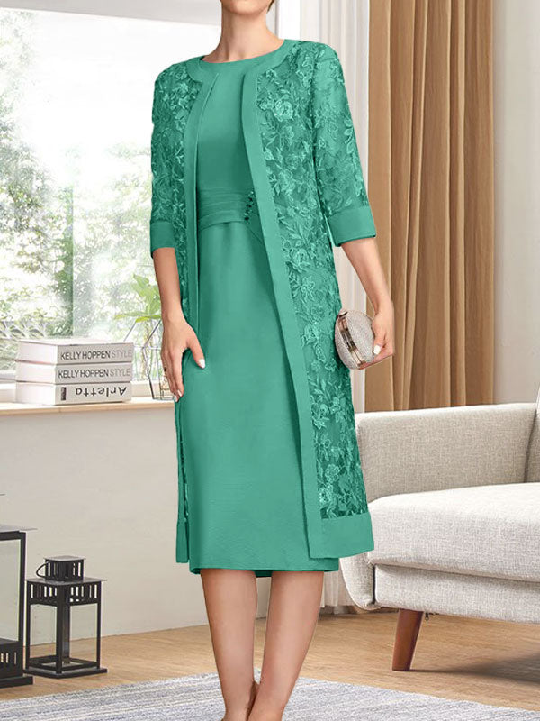 Vestido de gasa para madre de la novia con escote redondo hasta la rodilla, corte tubo/columna y lentejuelas plisadas