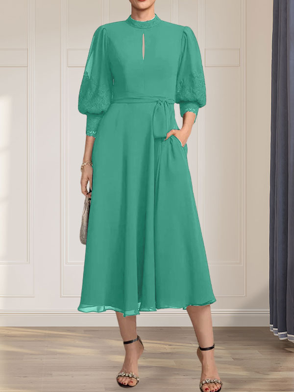 A-Linien-Kleid aus Chiffon mit hohem Kragen, Teelänge und Spitze für die Mutter der Braut, verziert mit einer Schleife